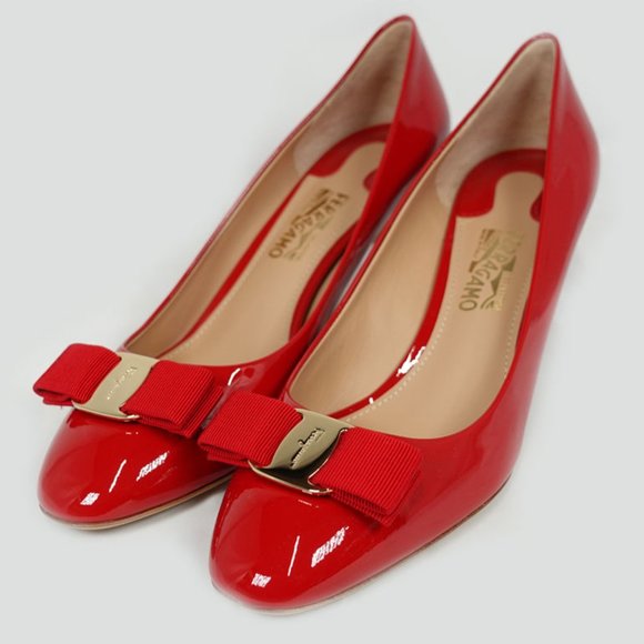 Salvatore Ferragamo Erice 55 Red Patent leather Bow toe pump Heels 8C - Picture 1 of 11